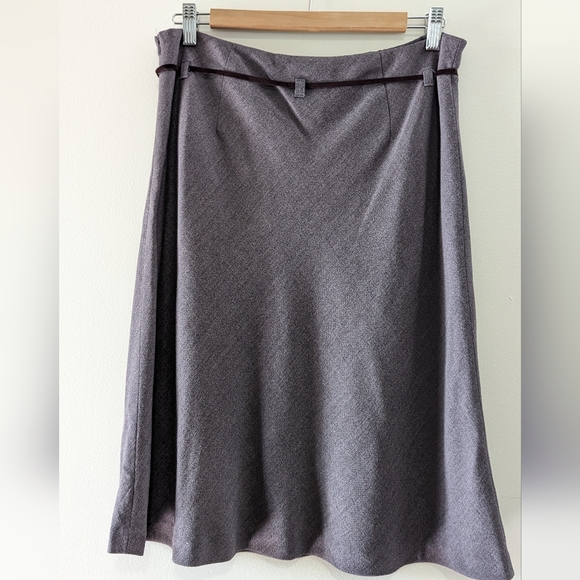 Tristan Skirt in light purple size US 12 - Picture 2 of 4